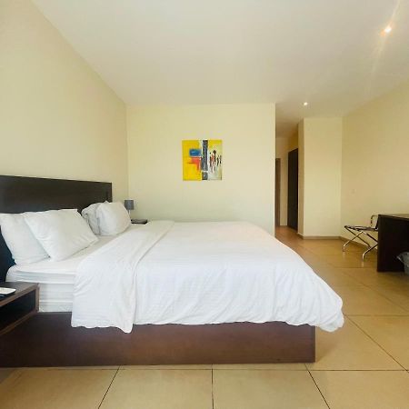 New Brookfields Hotel فريتاون المظهر الخارجي الصورة