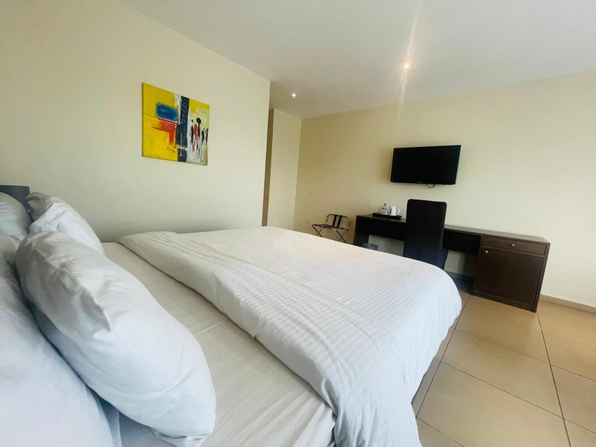 New Brookfields Hotel فريتاون المظهر الخارجي الصورة