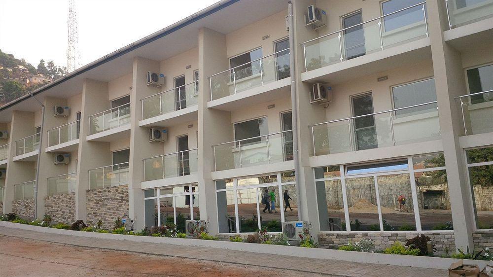 New Brookfields Hotel فريتاون المظهر الخارجي الصورة